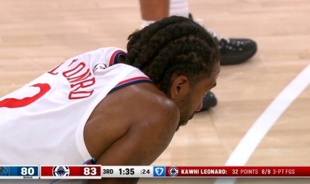 彩经网彩票走势图大全-连珠炮！小卡连中三分率队夺回优势 罕见吐舌庆祝